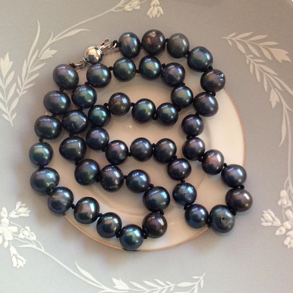 RARE   Baroque Black green pearl necklace - Picture 3 of 4